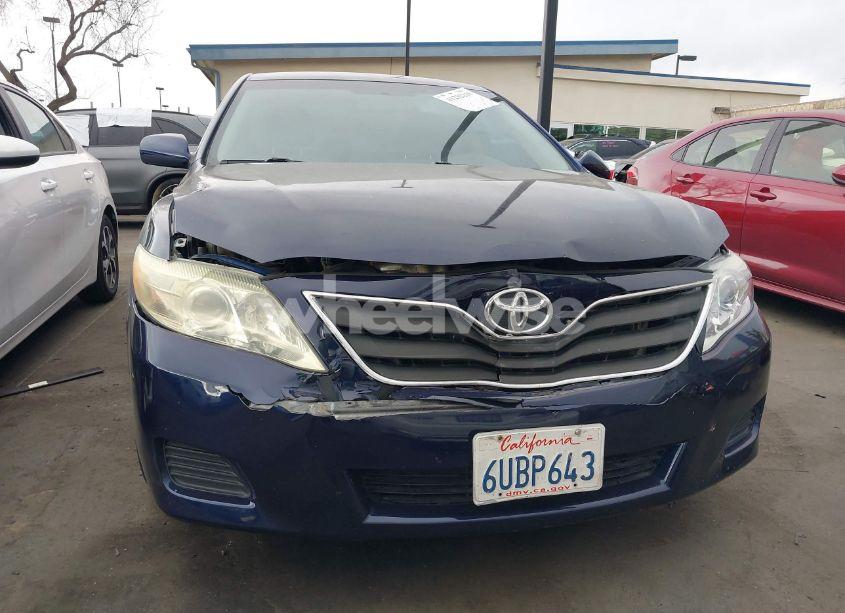 Photo 6 of 2011 Toyota Camry LE (VIN 4T1BF3EK8BU666470)