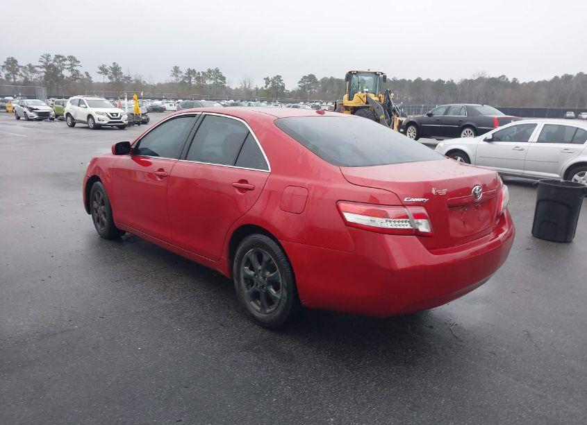 Photo 3 of 2011 Toyota Camry LE (VIN 4T1BF3EK8BU669496)