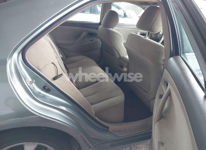 Photo 8 of 2011 Toyota Camry LE (VIN 4T1BF3EK8BU671457)