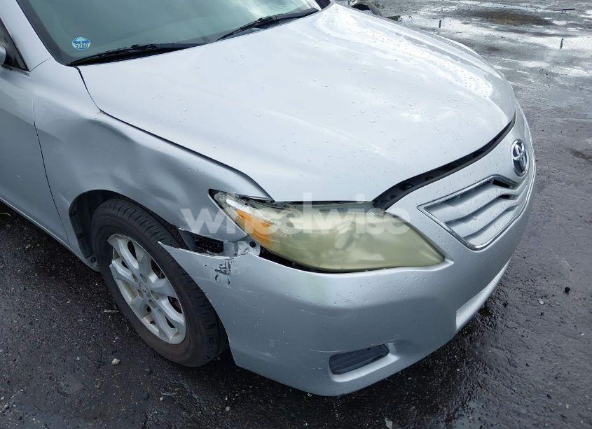 Photo 6 of 2011 Toyota Camry LE (VIN 4T1BF3EK8BU685892)