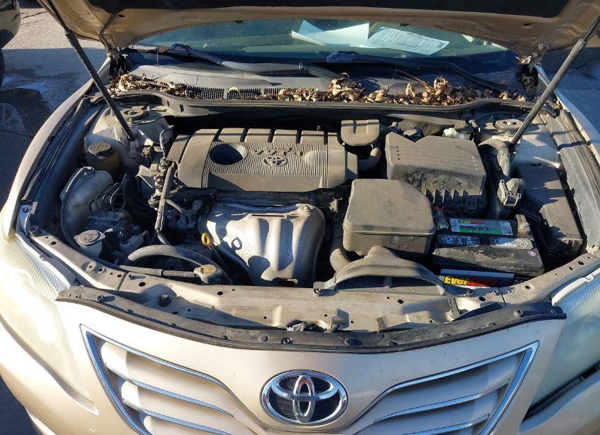 Photo 10 of 2011 Toyota Camry XLE (VIN 4T1BF3EK8BU692194)