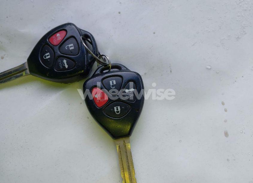 Photo 11 of 2011 Toyota Camry LE (VIN 4T1BF3EK8BU698075)