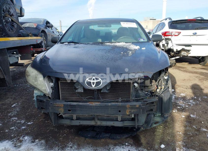 Photo 12 of 2011 Toyota Camry LE (VIN 4T1BF3EK8BU698075)