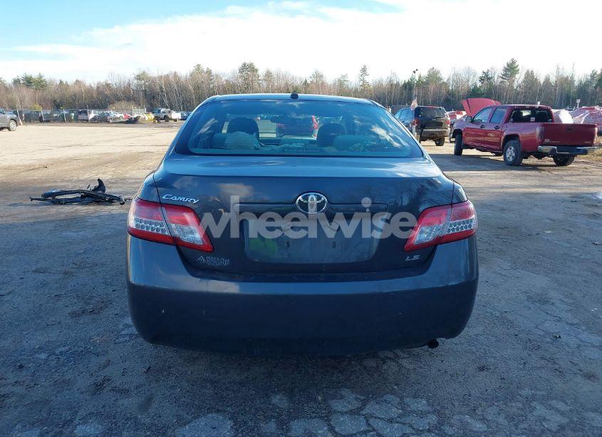 Photo 15 of 2011 Toyota Camry LE (VIN 4T1BF3EK8BU702870)