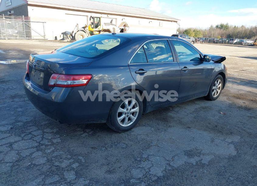 Photo 4 of 2011 Toyota Camry LE (VIN 4T1BF3EK8BU702870)