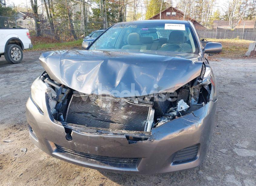 Photo 6 of 2011 Toyota Camry LE (VIN 4T1BF3EK8BU702870)