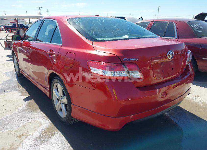 Photo 3 of 2011 Toyota Camry SE (VIN 4T1BF3EK8BU712444)