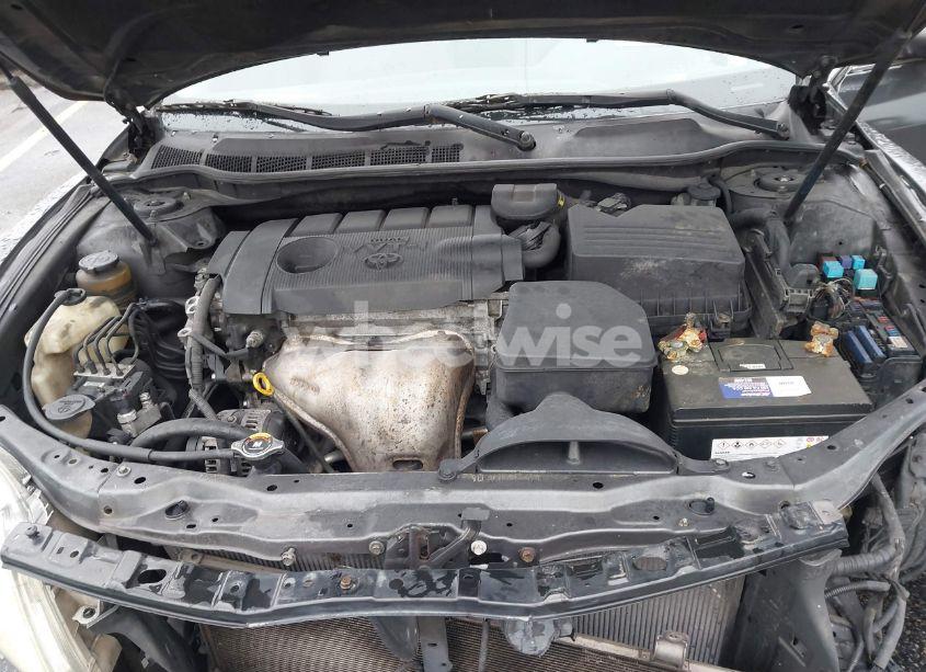 Photo 10 of 2011 Toyota Camry LE (VIN 4T1BF3EK8BU720799)