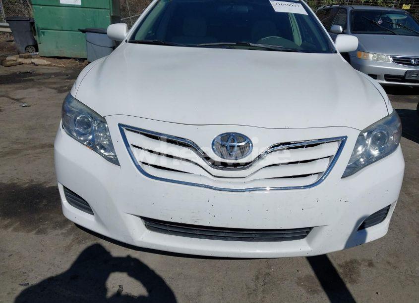 Photo 6 of 2011 Toyota Camry LE (VIN 4T1BF3EK8BU736159)