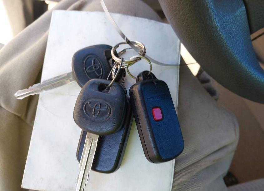 Photo 11 of 2011 Toyota Camry (VIN 4T1BF3EK8BU743614)