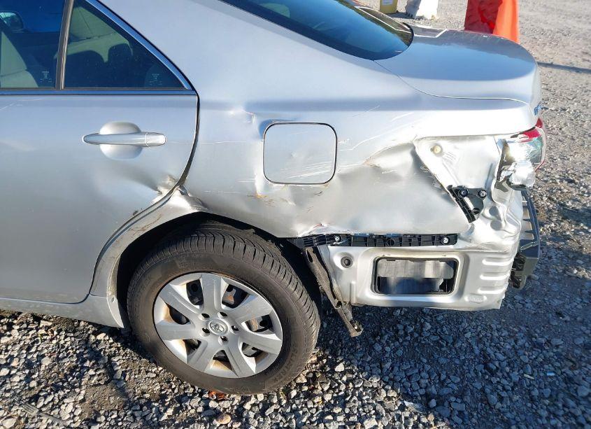 Photo 17 of 2011 Toyota Camry (VIN 4T1BF3EK8BU743614)