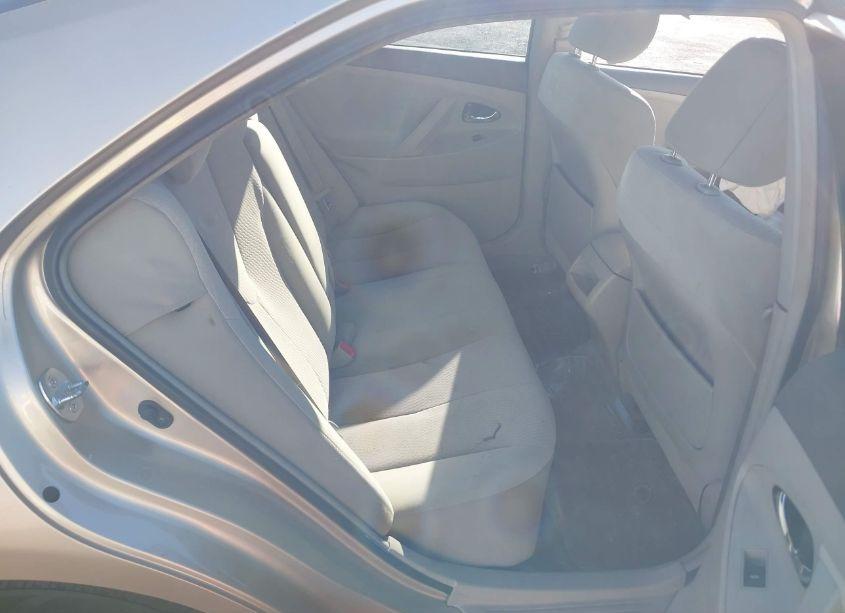 Photo 8 of 2011 Toyota Camry LE (VIN 4T1BF3EK8BU749722)