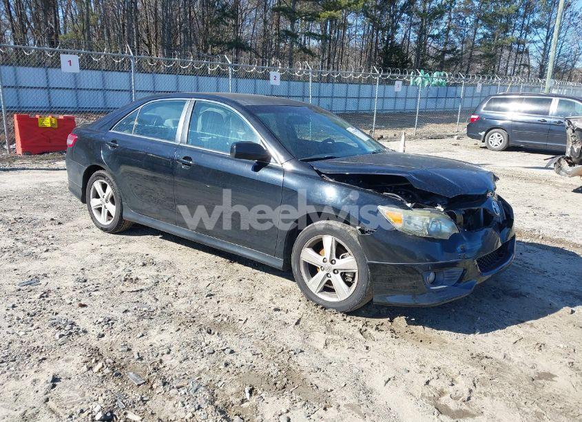 2011 Toyota Camry SE (VIN 4T1BF3EK8BU751549) main photo