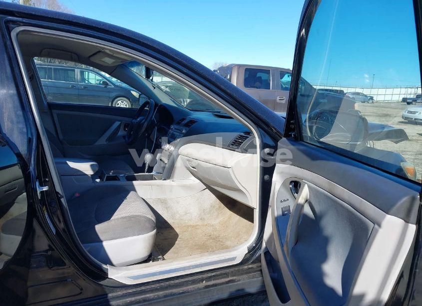 Photo 5 of 2011 Toyota Camry SE (VIN 4T1BF3EK8BU751549)