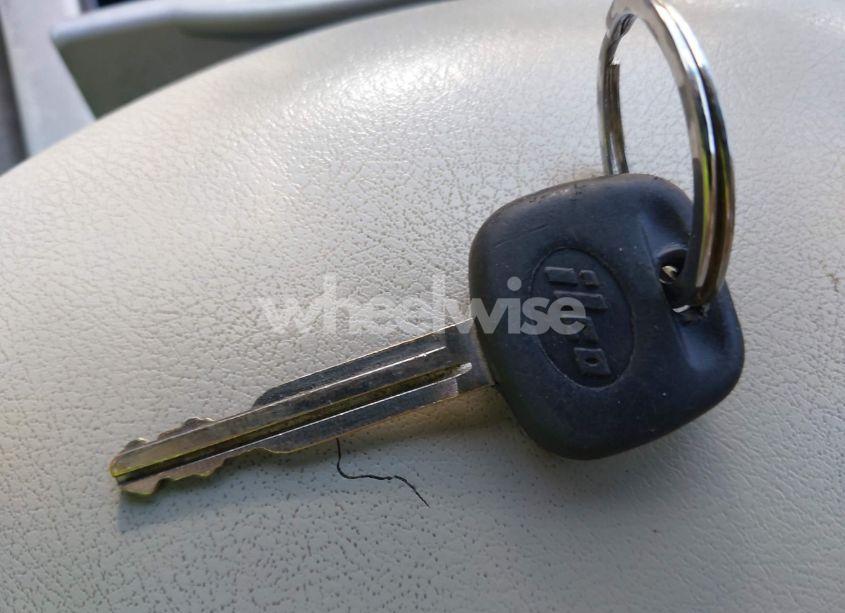 Photo 11 of 2011 Toyota Camry (VIN 4T1BF3EK8BU753513)