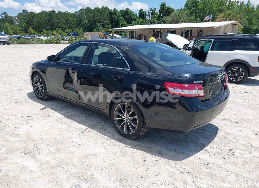 Photo 3 of 2011 Toyota Camry (VIN 4T1BF3EK8BU753513)