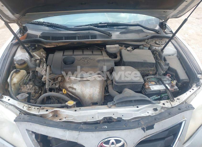 Photo 10 of 2011 Toyota Camry LE (VIN 4T1BF3EK8BU754094)