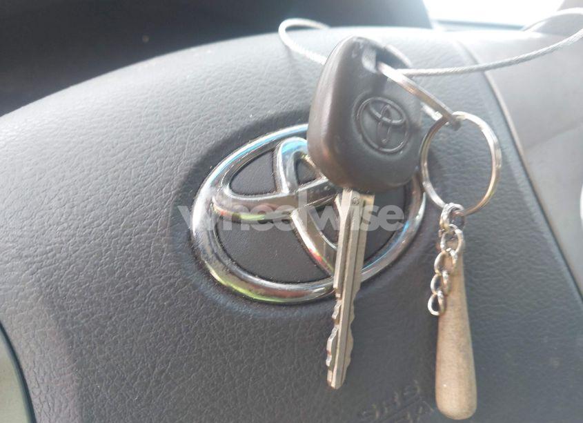 Photo 11 of 2011 Toyota Camry LE (VIN 4T1BF3EK8BU754094)