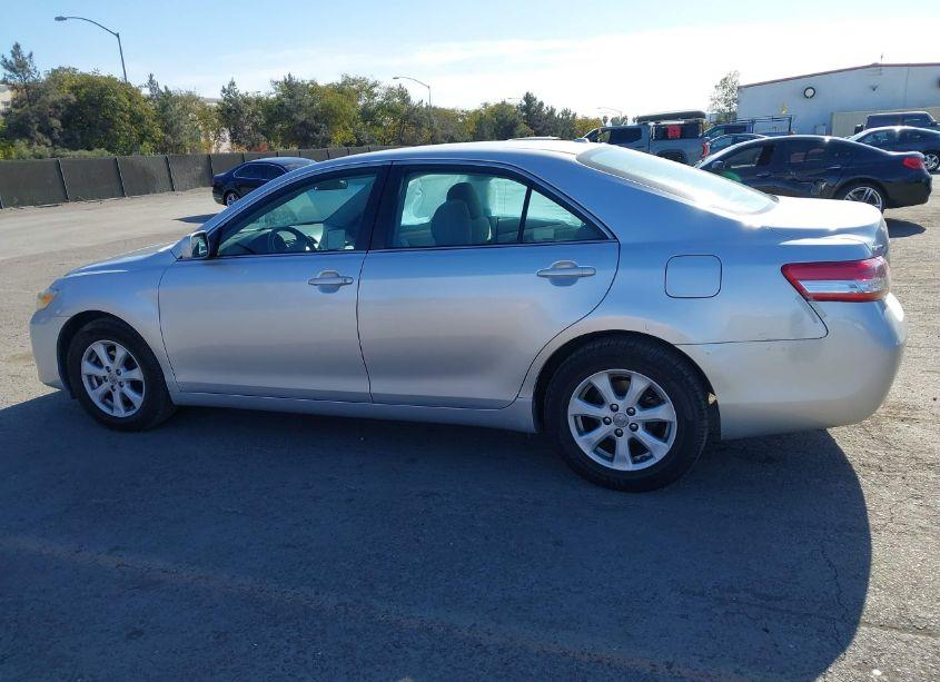 Photo 14 of 2011 Toyota Camry LE (VIN 4T1BF3EK8BU756878)