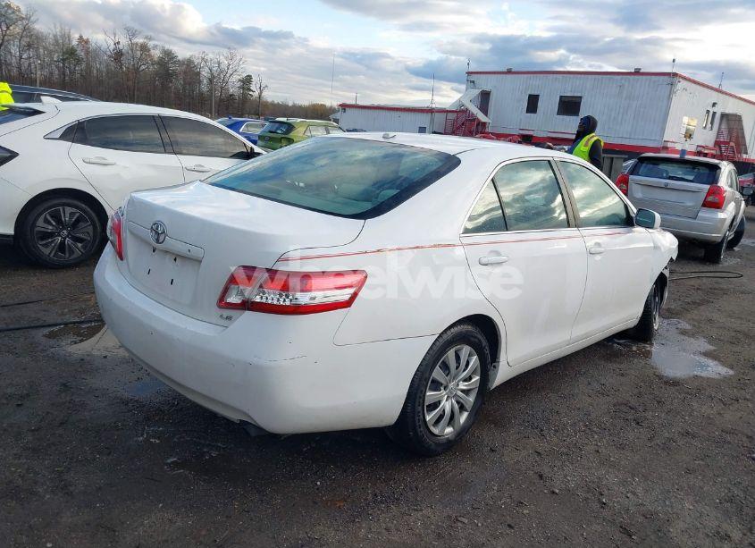 Photo 4 of 2011 Toyota Camry LE (VIN 4T1BF3EK8BU776273)