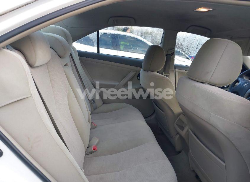 Photo 8 of 2011 Toyota Camry LE (VIN 4T1BF3EK8BU776273)