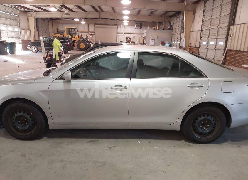 Photo 14 of 2010 Toyota Camry LE (VIN 4T1BF3EK9AU005934)