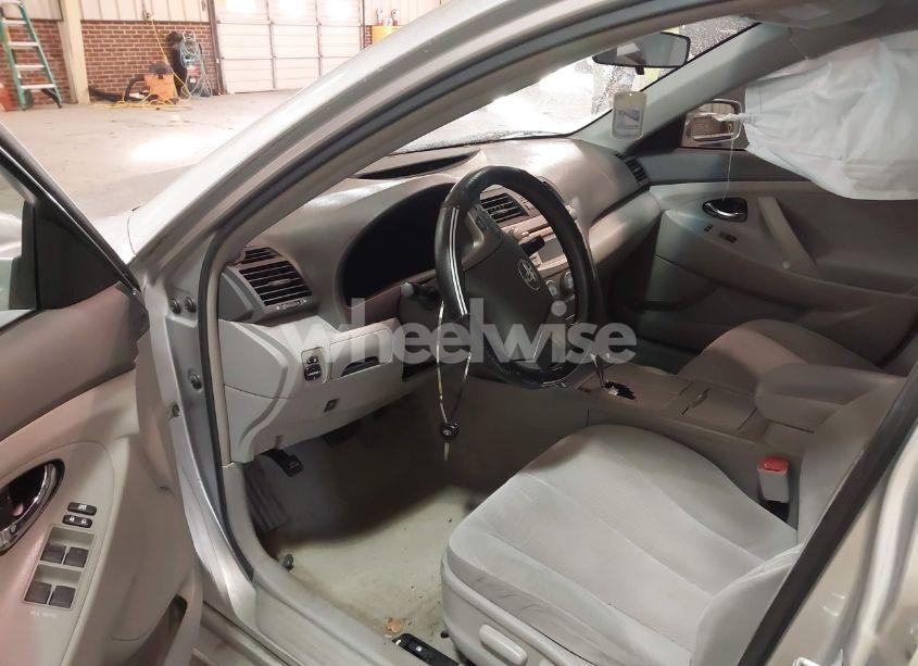 Photo 5 of 2010 Toyota Camry LE (VIN 4T1BF3EK9AU005934)