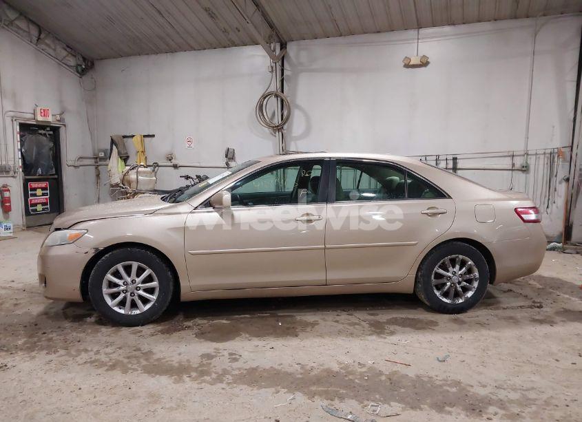 Photo 14 of 2010 Toyota Camry XLE (VIN 4T1BF3EK9AU015816)