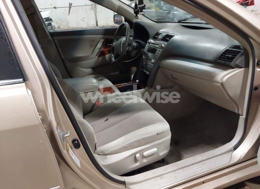 Photo 5 of 2010 Toyota Camry XLE (VIN 4T1BF3EK9AU015816)