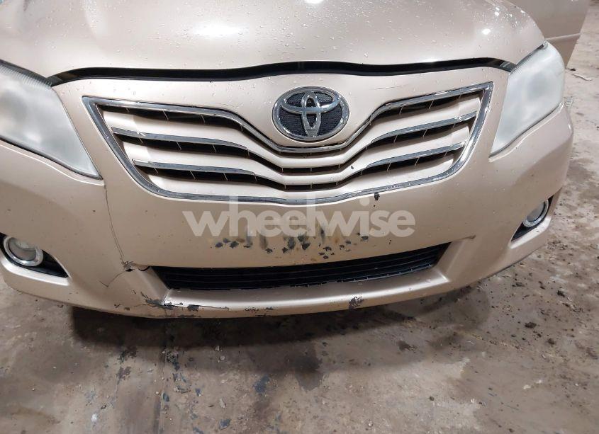 Photo 6 of 2010 Toyota Camry XLE (VIN 4T1BF3EK9AU015816)