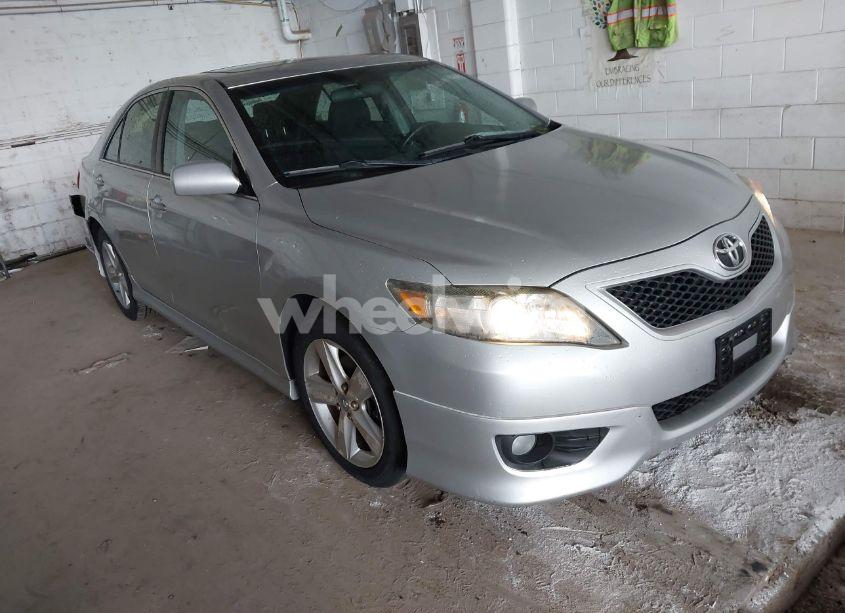 2010 Toyota Camry SE (VIN 4T1BF3EK9AU020207) main photo