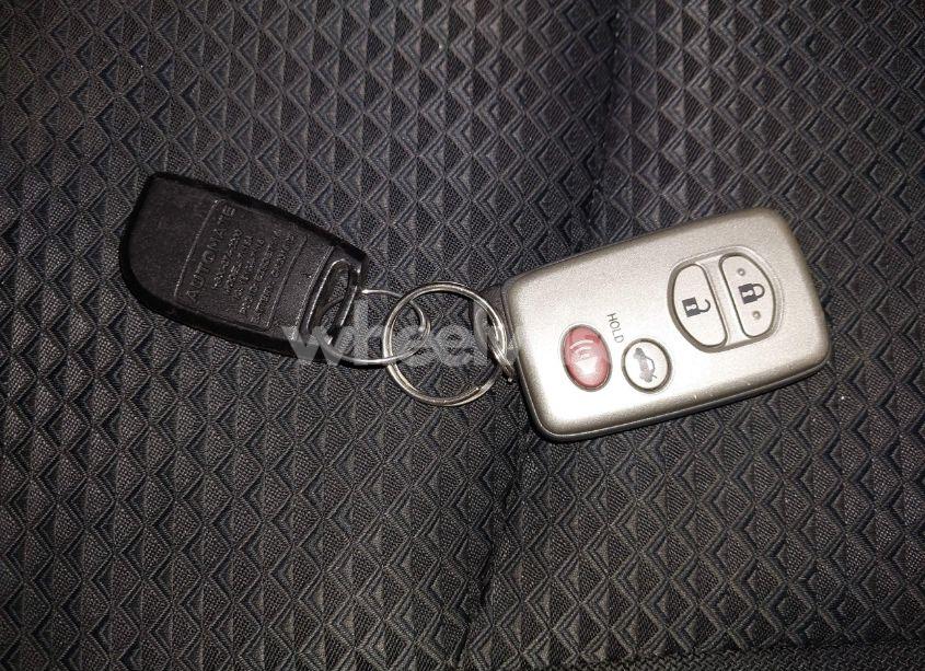 Photo 11 of 2010 Toyota Camry SE (VIN 4T1BF3EK9AU020207)