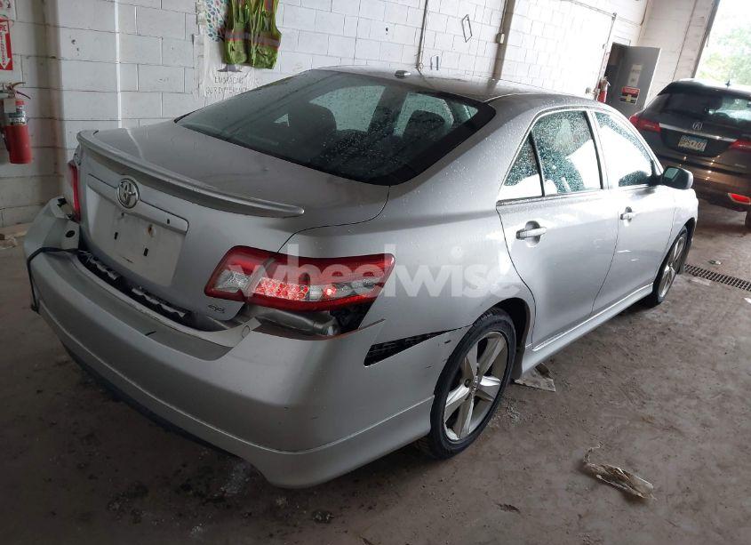 Photo 4 of 2010 Toyota Camry SE (VIN 4T1BF3EK9AU020207)
