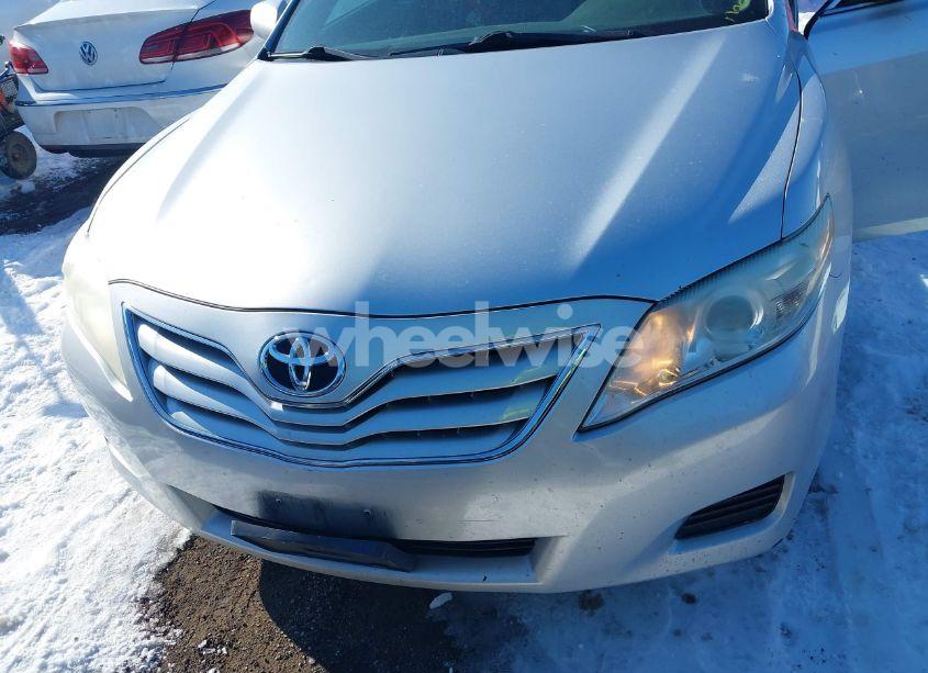 Photo 6 of 2010 Toyota Camry LE (VIN 4T1BF3EK9AU020935)