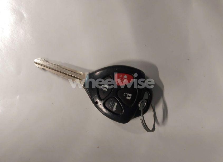 Photo 11 of 2010 Toyota Camry LE (VIN 4T1BF3EK9AU032132)