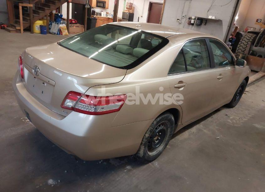 Photo 4 of 2010 Toyota Camry LE (VIN 4T1BF3EK9AU032132)