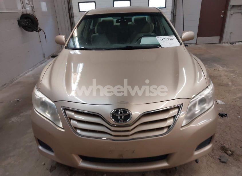 Photo 6 of 2010 Toyota Camry LE (VIN 4T1BF3EK9AU032132)