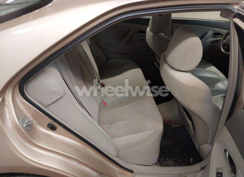 Photo 8 of 2010 Toyota Camry LE (VIN 4T1BF3EK9AU032132)