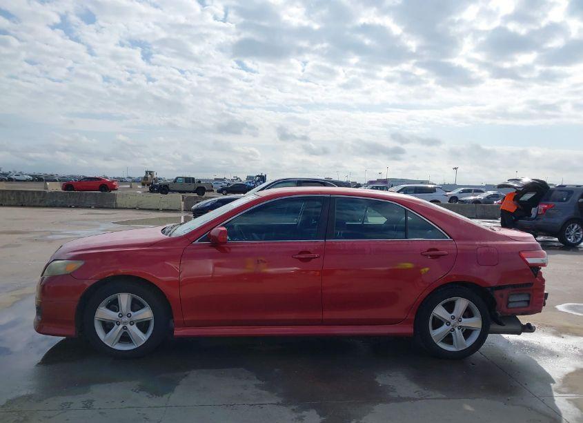 Photo 15 of 2010 Toyota Camry SE (VIN 4T1BF3EK9AU048864)