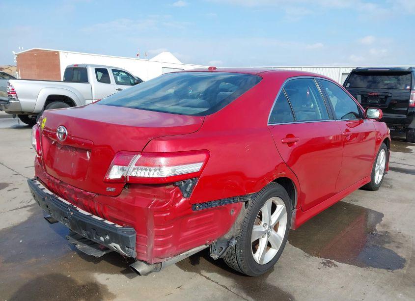 Photo 4 of 2010 Toyota Camry SE (VIN 4T1BF3EK9AU048864)