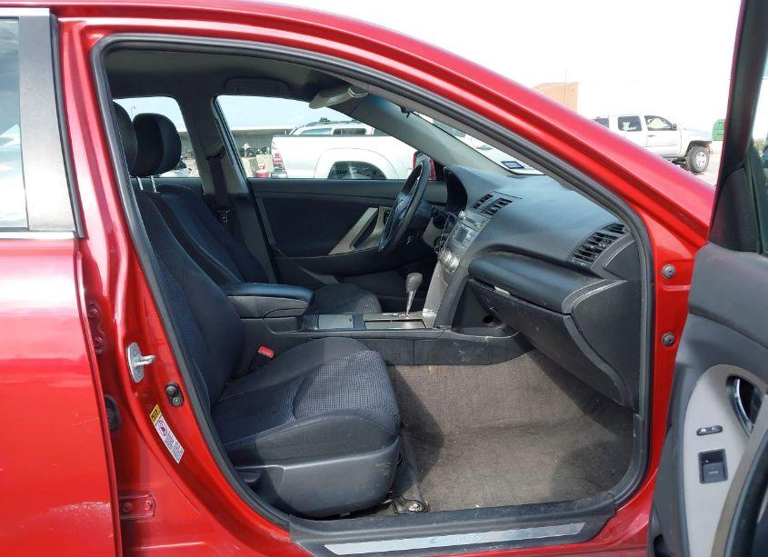 Photo 5 of 2010 Toyota Camry SE (VIN 4T1BF3EK9AU048864)