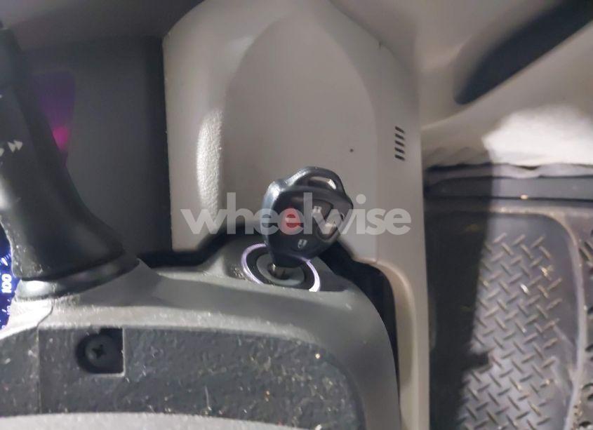 Photo 11 of 2010 Toyota Camry LE (VIN 4T1BF3EK9AU057547)