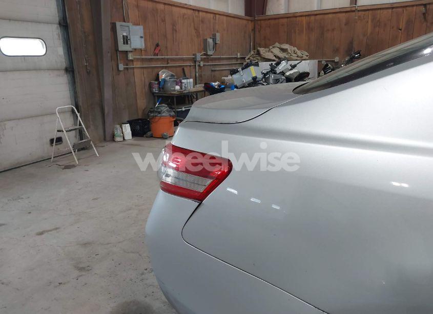 Photo 12 of 2010 Toyota Camry LE (VIN 4T1BF3EK9AU057547)