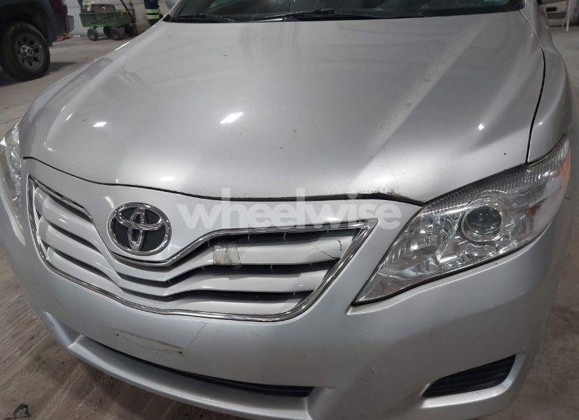 Photo 6 of 2010 Toyota Camry LE (VIN 4T1BF3EK9AU057547)