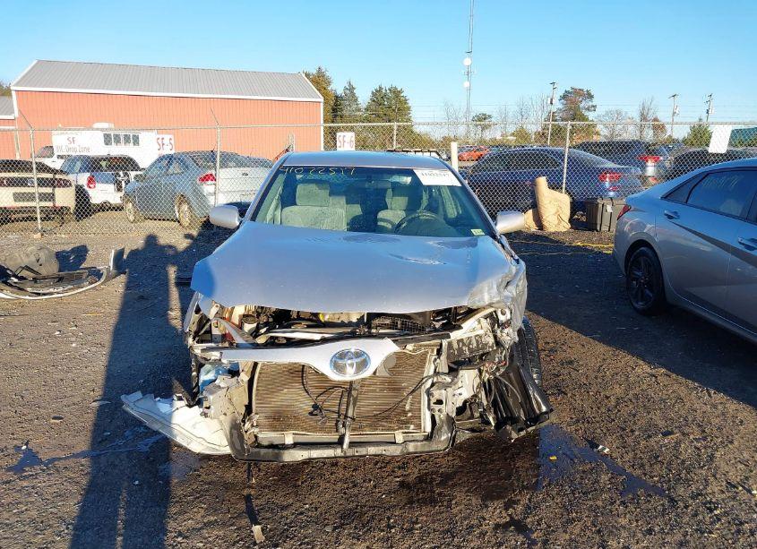 Photo 13 of 2010 Toyota Camry LE (VIN 4T1BF3EK9AU078401)