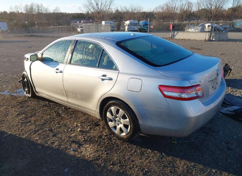 Photo 3 of 2010 Toyota Camry LE (VIN 4T1BF3EK9AU078401)