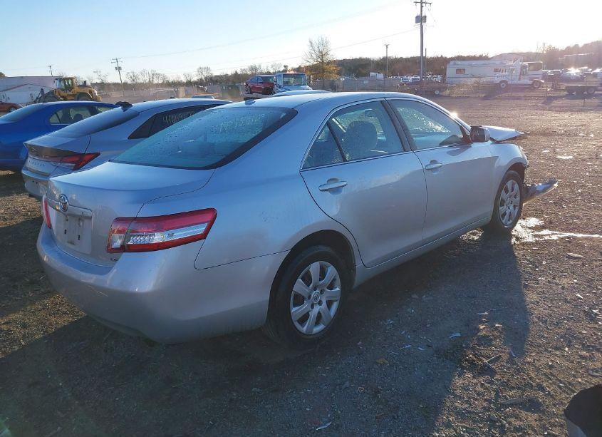 Photo 4 of 2010 Toyota Camry LE (VIN 4T1BF3EK9AU078401)