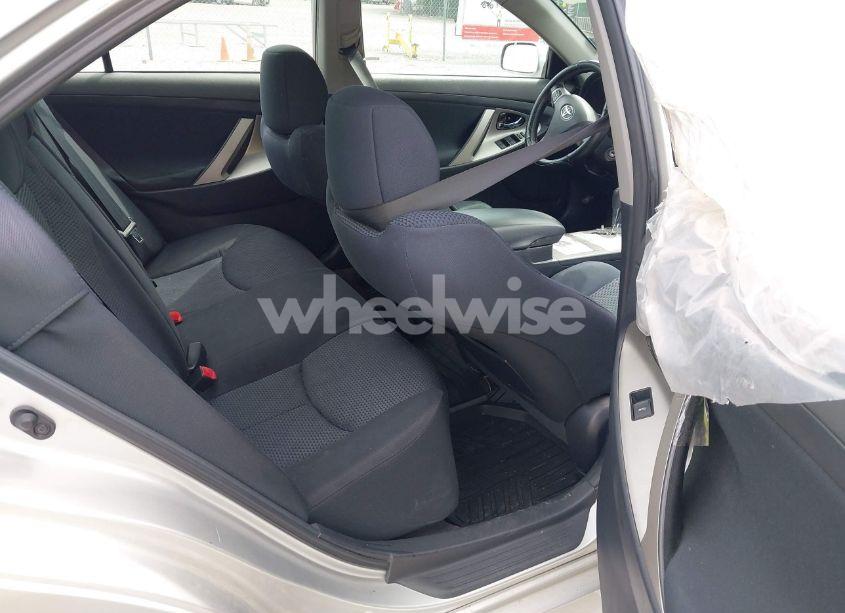 Photo 8 of 2010 Toyota Camry SE (VIN 4T1BF3EK9AU079922)