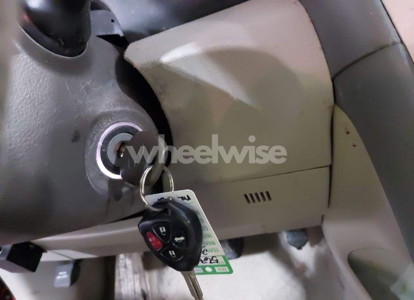 Photo 11 of 2010 Toyota Camry LE (VIN 4T1BF3EK9AU090533)