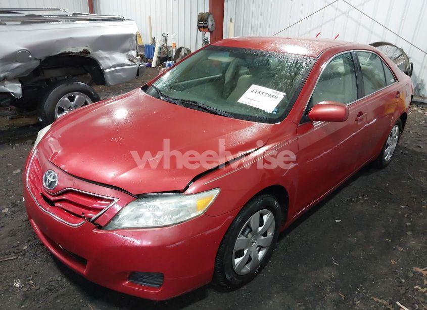 Photo 2 of 2010 Toyota Camry LE (VIN 4T1BF3EK9AU090533)